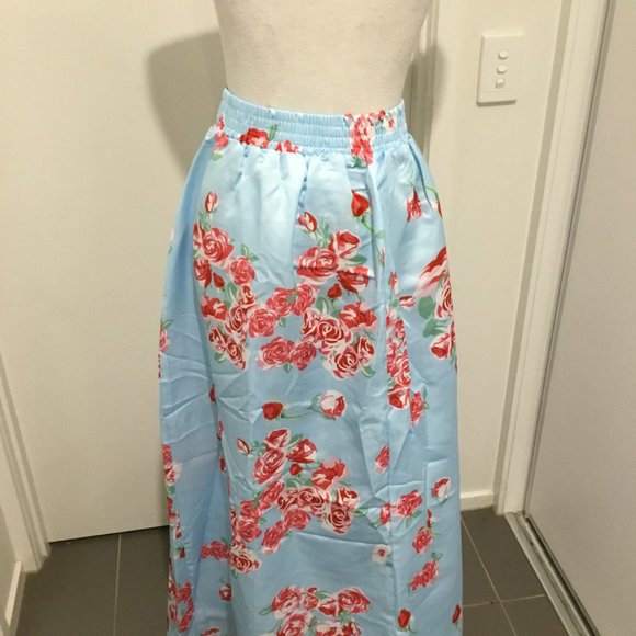 Woman's Skirt MAXI Skirt Blue Floral Pattern Sz 12-14 Au NNT - Picture 2 of 3